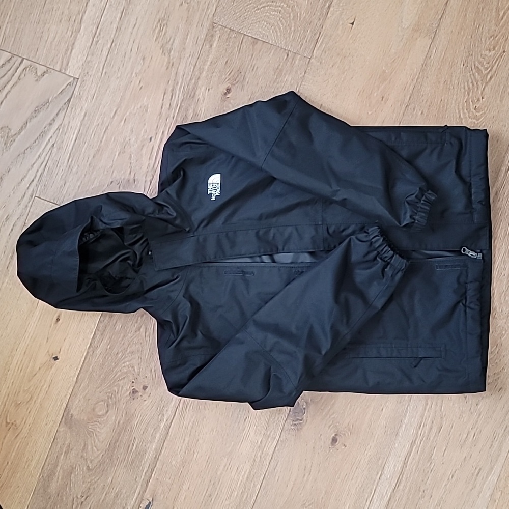 The North Face youth triclimate jacket boys size 10-12
